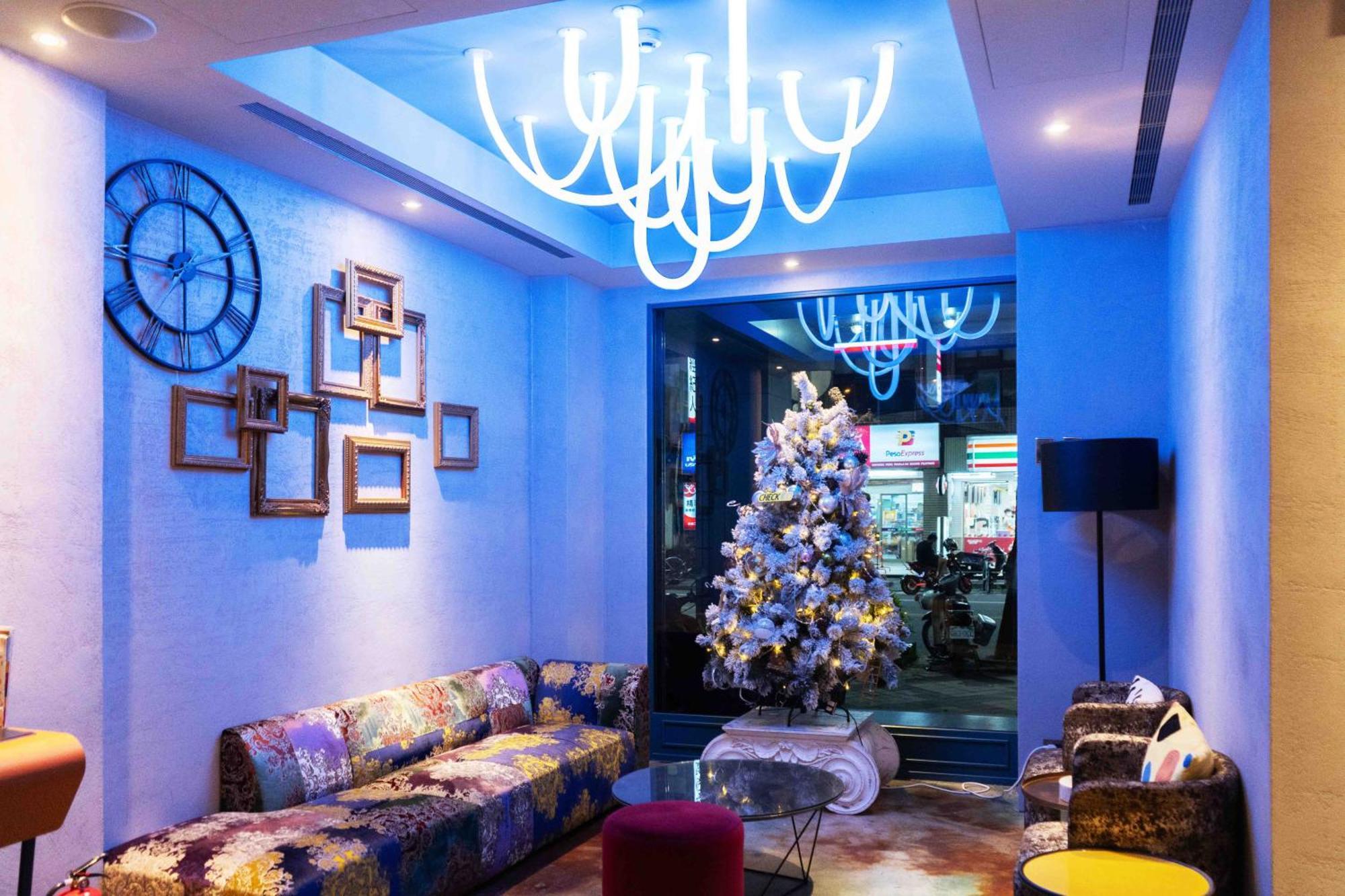 CHECK inn HIVE Luodong Exterior foto